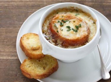 Une bonne soupe à l’oignon pour affronter l’automne