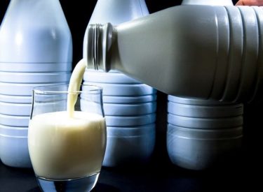 Les nouvelles bouteilles de lait sont… non recyclables !