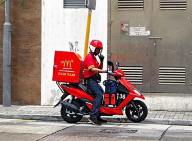 McDonald’s livré à domicile, c’est maintenant possible !