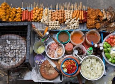 La fin de la Street food à Bangkok ?