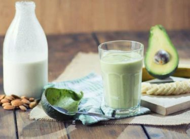 Voici la recette du smoothie beauté de Kourtney Kardashian !