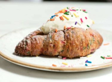 Avez-vous déjà testé le croissant d’anniversaire ?