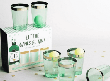 Après les red cups et le bière pong, découvrez le gin pong !