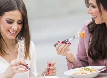 Journée de la Femme : ces grandes marques alimentaires qui ont mis la femme à l’honneur