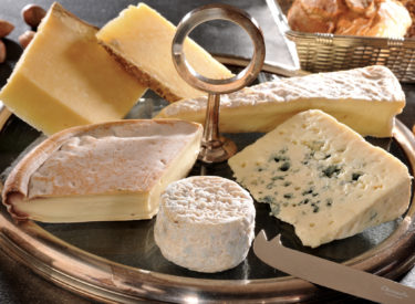 For the sake of your heart, eat cheese every day!